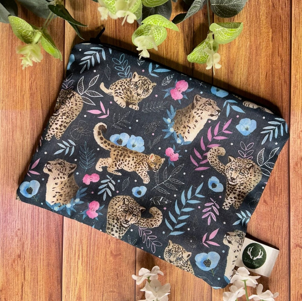 Snow Leopard printed lined zipper pouch